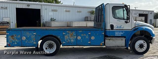 Image of Freightliner Business Class M2 equipment image 3