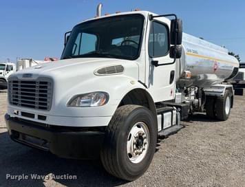 Main image Freightliner Business Class M2