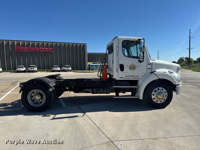 Image of Freightliner Business Class M2 equipment image 3