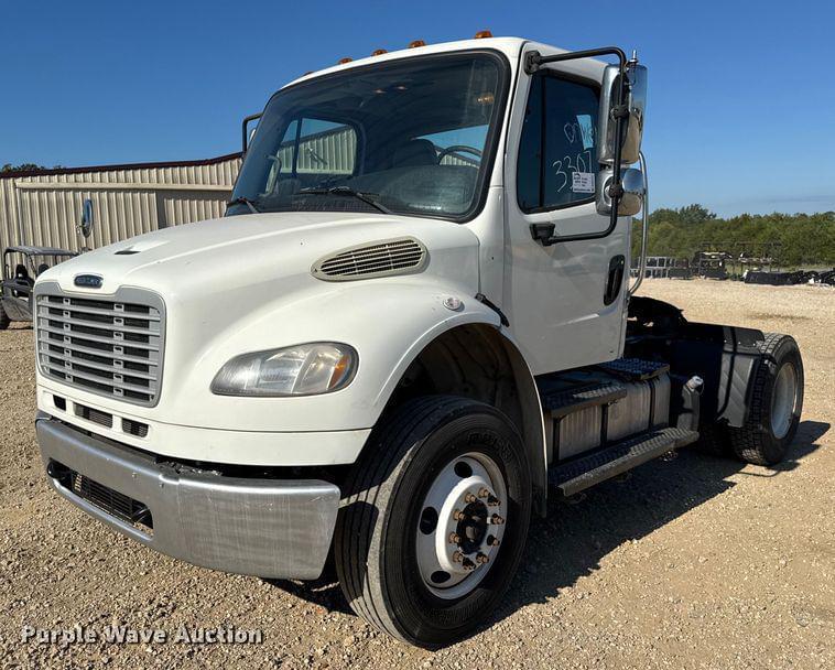 Image of Freightliner Business Class M2 Primary image
