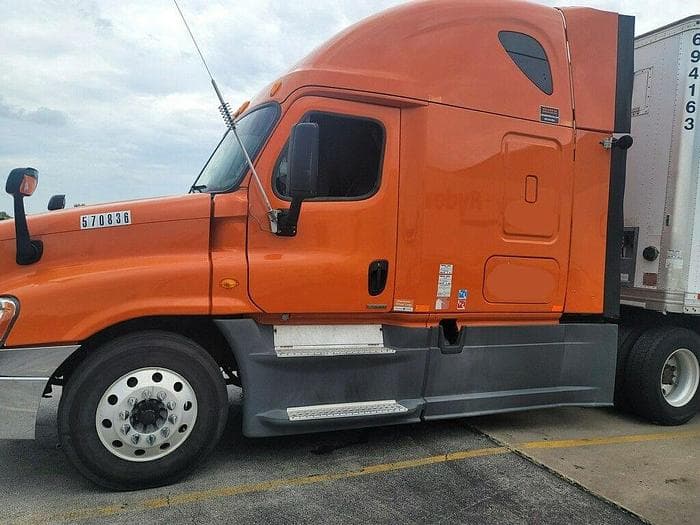 Image of Freightliner Cascadia 125 Primary image