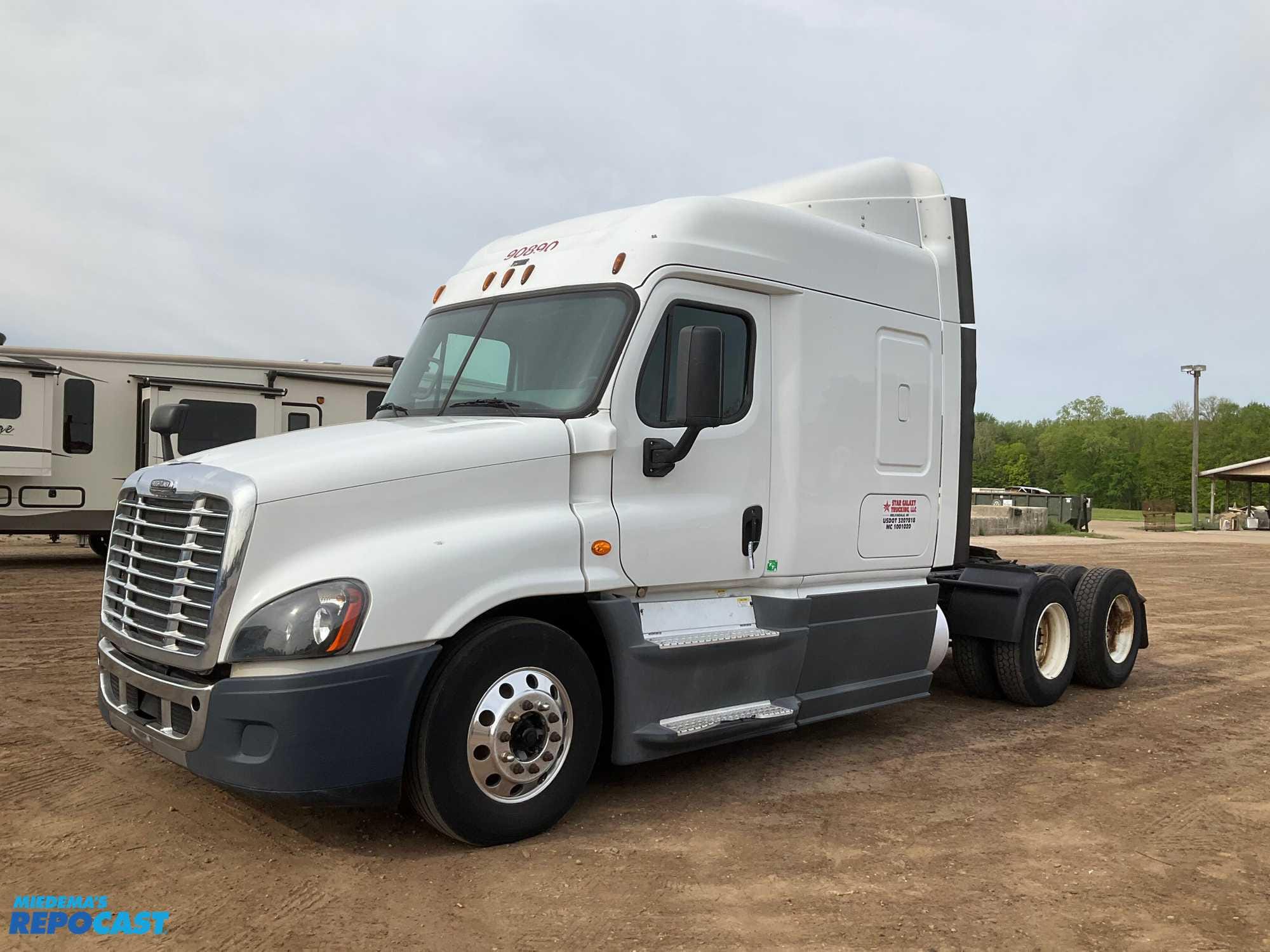 Main image Freightliner Cascadia 125