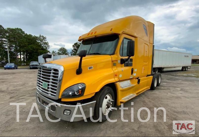 Image of Freightliner Cascadia Primary image