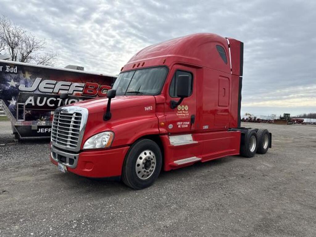 Image of Freightliner Cascadia Evolution Primary image