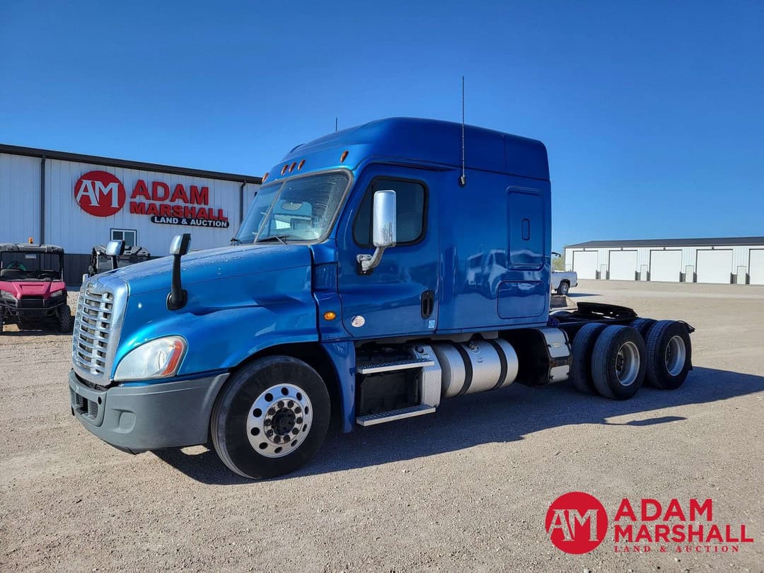 Image of Freightliner Cascadia Primary image