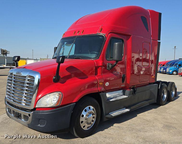 Image of Freightliner Cascadia Primary image