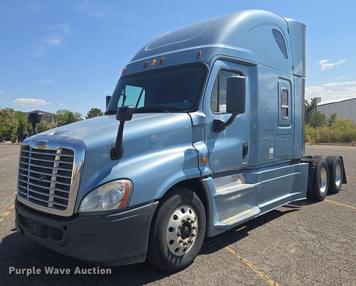 Main image Freightliner Cascadia
