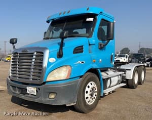 2014 Freightliner Cascadia Image
