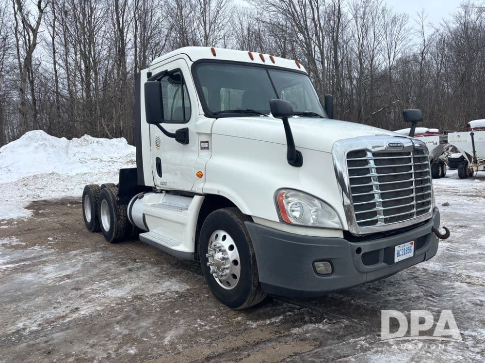 Image of Freightliner Cascadia Primary image