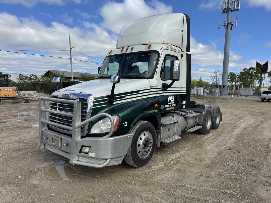 Image of Freightliner Cascadia Primary image