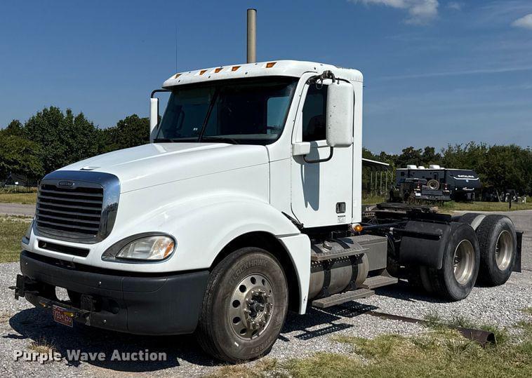 Image of Freightliner CL120 Primary image
