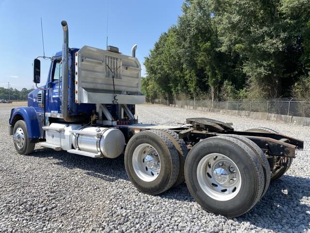 Image of Freightliner Coronado 132 equipment image 1