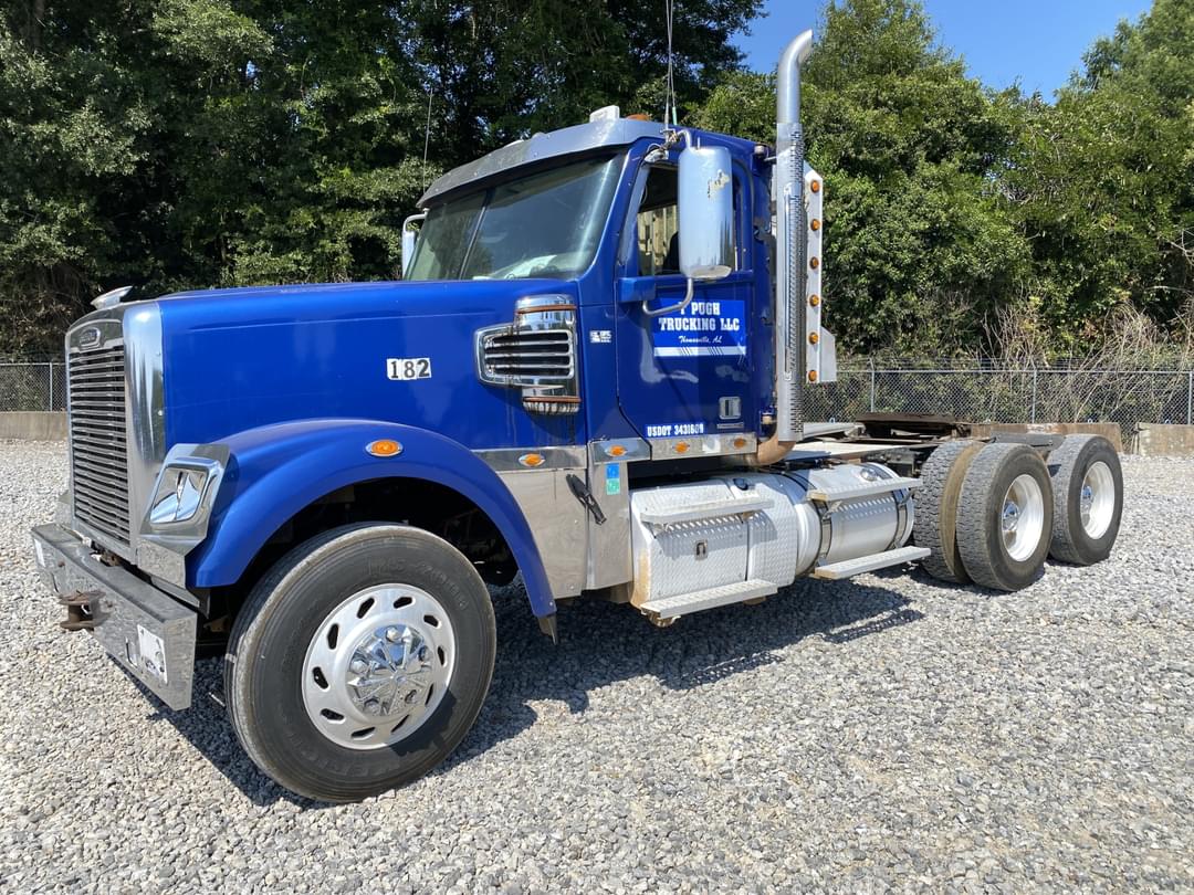 Image of Freightliner Coronado 132 Primary image