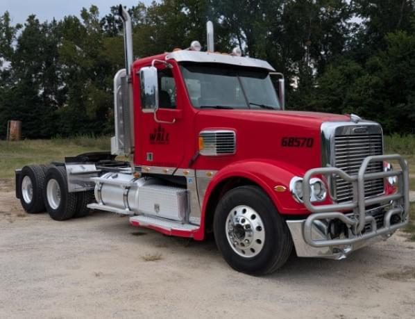 Image of Freightliner Coronado 132 Image 0
