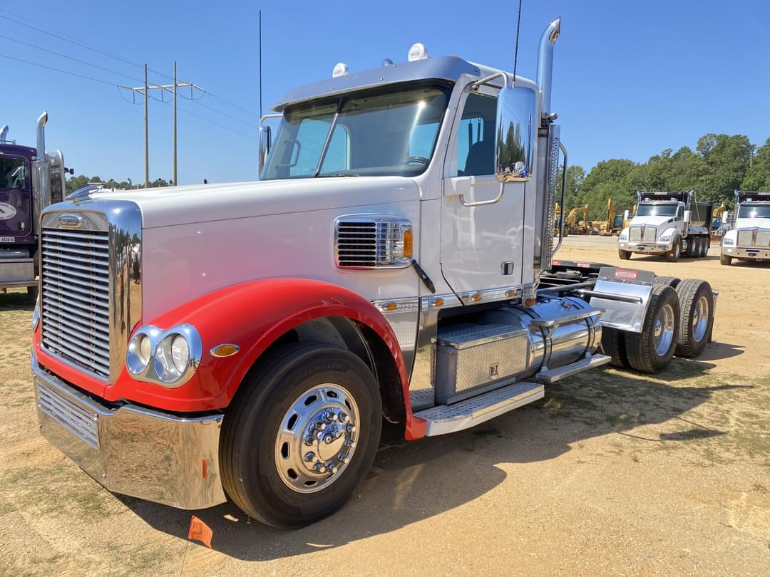 Image of Freightliner Coronado Primary image