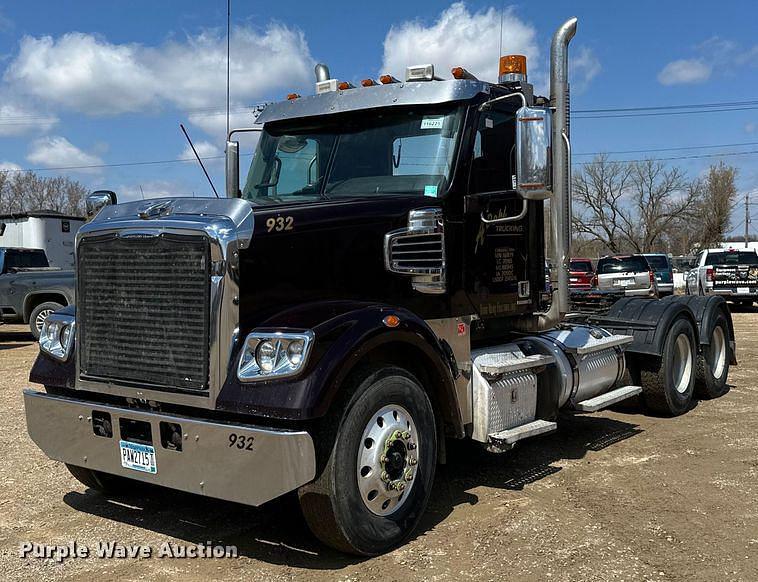 Image of Freightliner Coronado Primary image