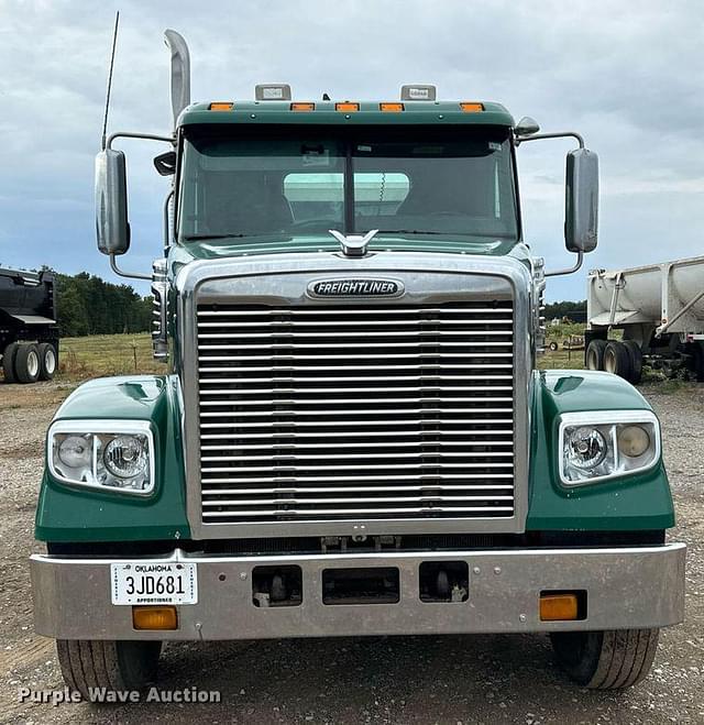 Image of Freightliner Coronado equipment image 1