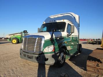 Main image Freightliner Undetermined