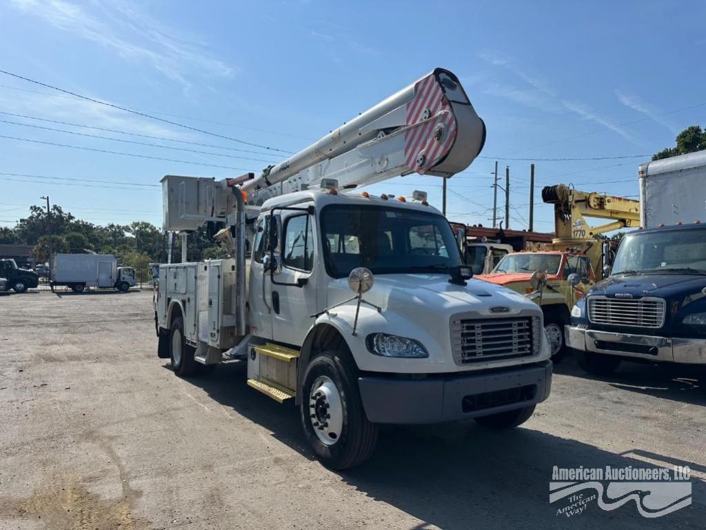 Image of Freightliner M2 106 Primary image