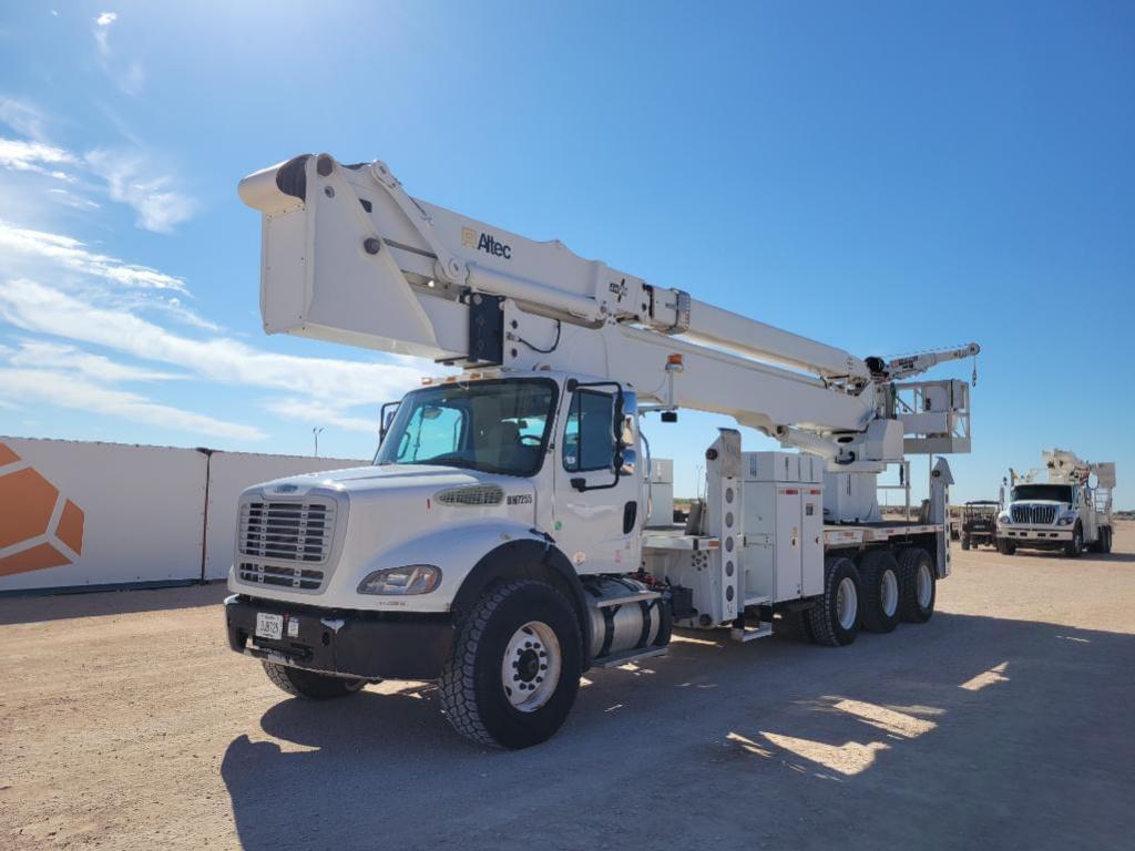 Image of Freightliner M2 112 Primary image