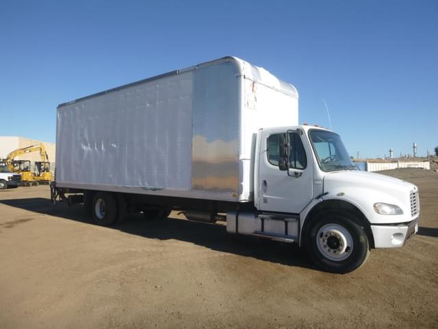 Image of Freightliner M2 equipment image 1