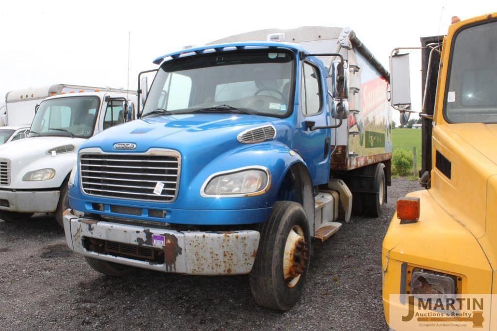 Image of Freightliner Business Class M2 Primary image