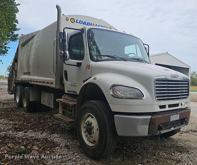 Image of Freightliner M2 equipment image 2