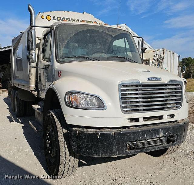 Image of Freightliner M2 equipment image 2