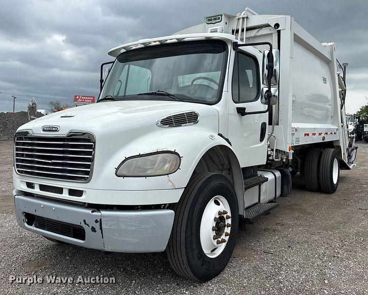 Image of Freightliner M2 Primary image