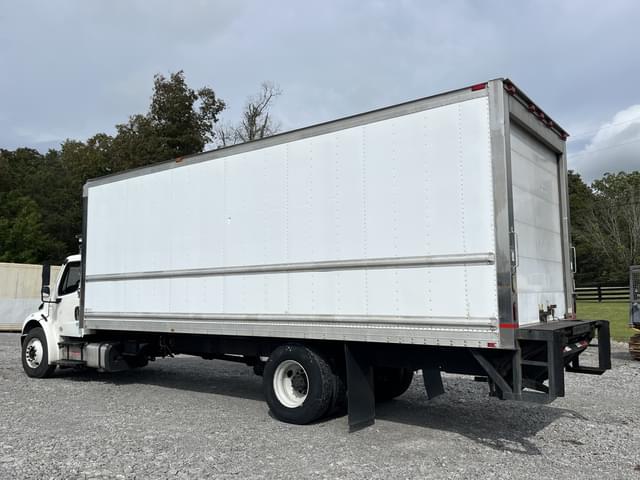 Image of Freightliner M2 equipment image 1