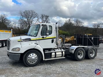 Main image Freightliner M2