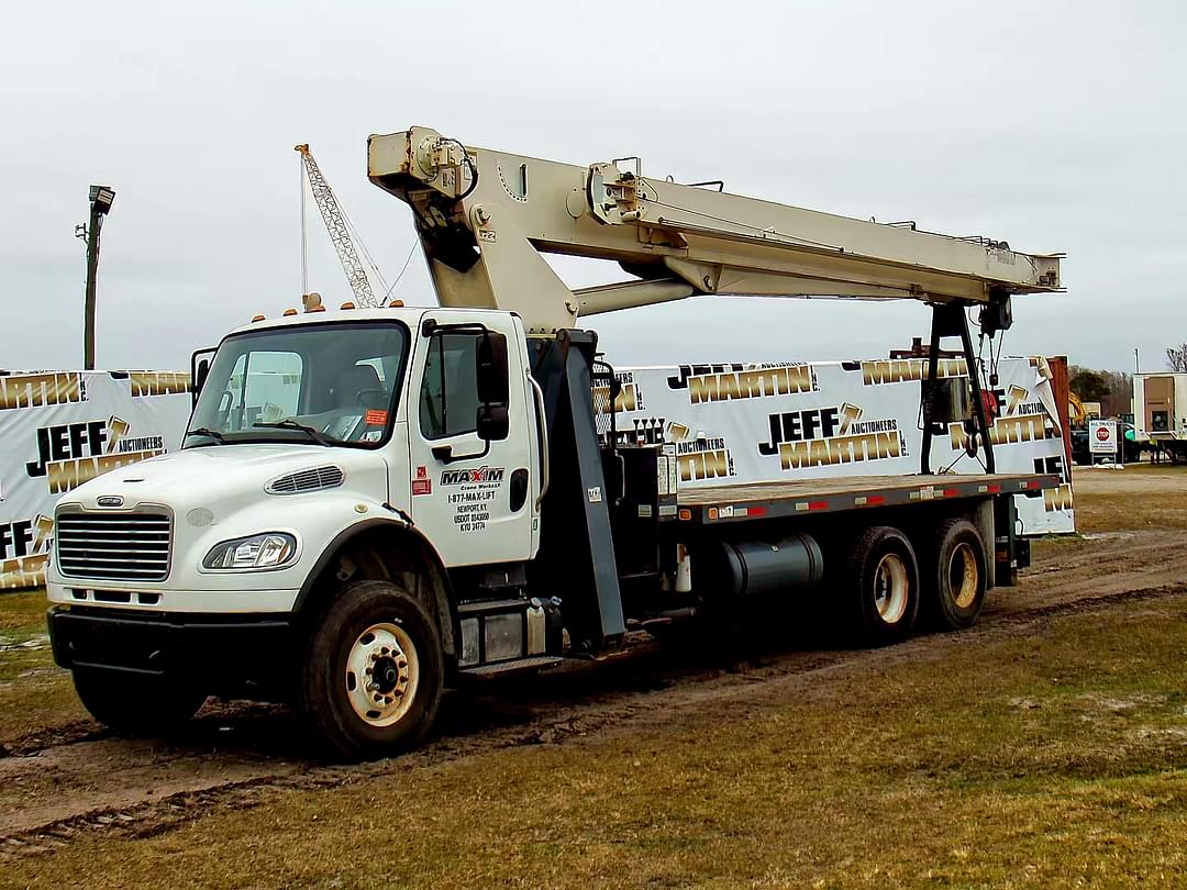 Image of Freightliner M2 Primary image