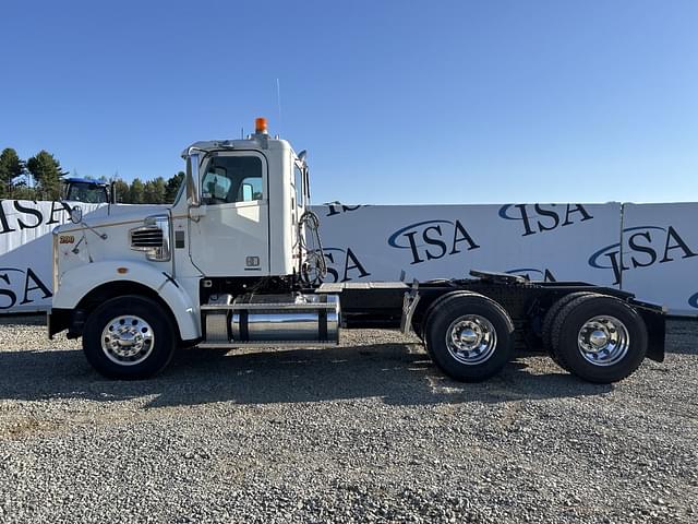 Image of Freightliner Coronado equipment image 1