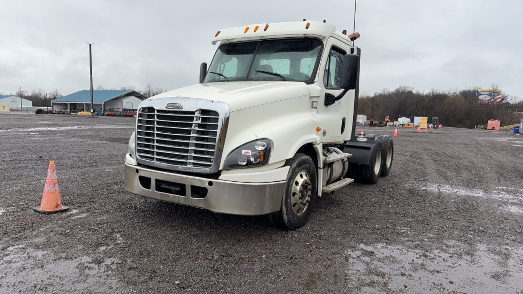 2014 Freightliner Undetermined Equipment Image0