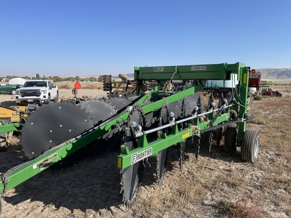 Main image Frontier WR5417