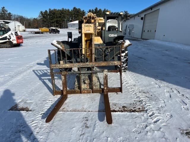 Image of Gehl RS10-55 equipment image 3