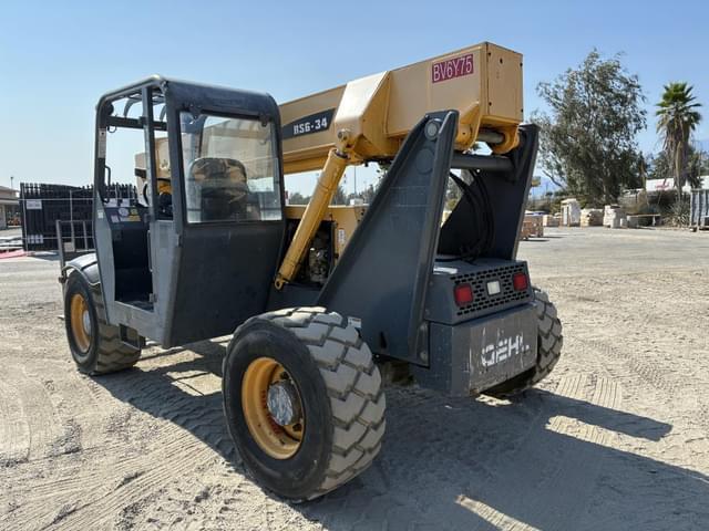 Image of Gehl RS6-42 equipment image 3