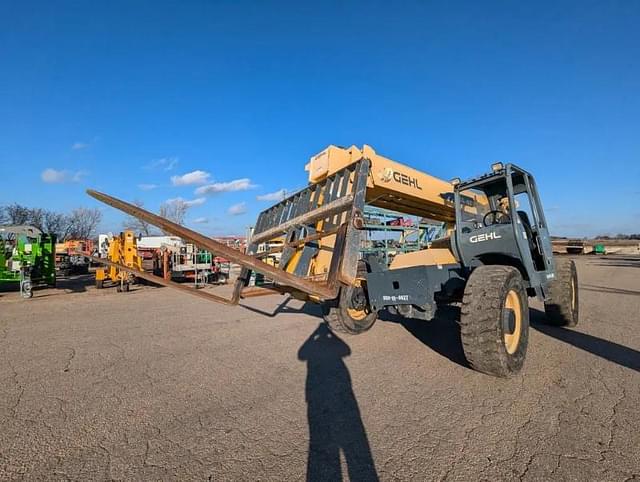 Image of Gehl RS6-42 equipment image 4