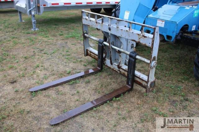 Image of Genie GTH844 equipment image 4