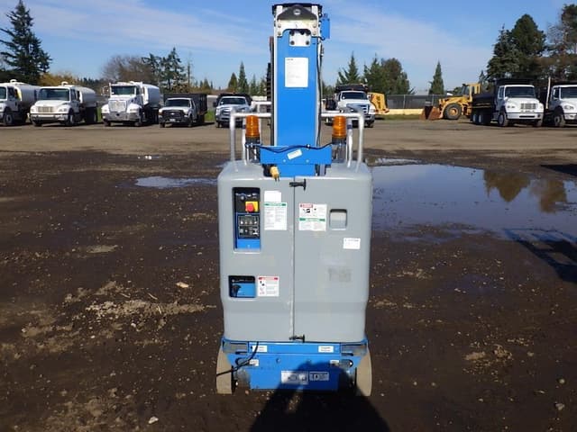 Image of Genie GR-20 equipment image 1