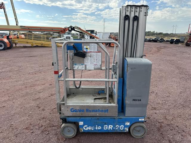 Image of Genie GR20 equipment image 2