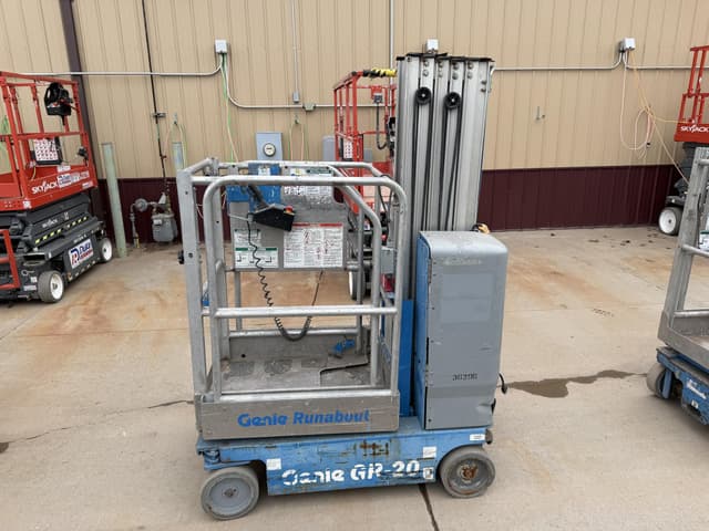 Image of Genie GR-20 equipment image 4