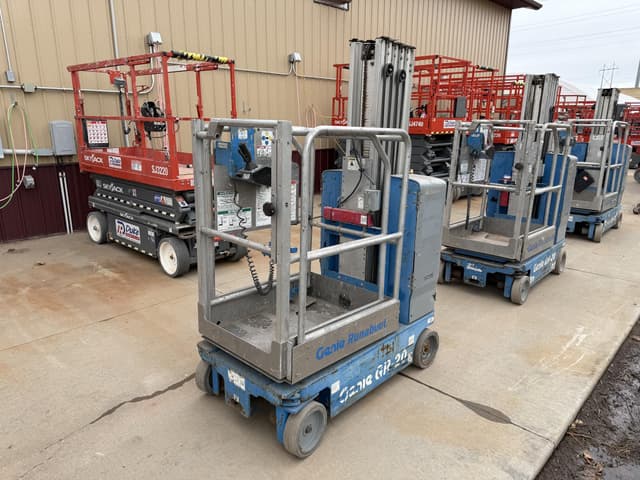 Image of Genie GR-20 equipment image 3