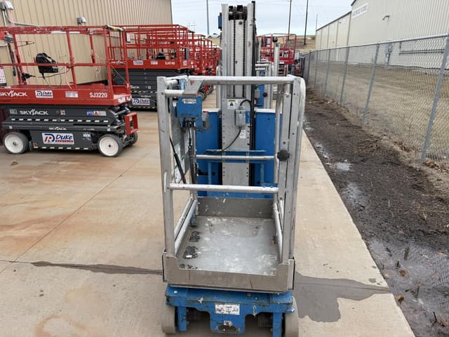 Image of Genie GR-20 equipment image 2