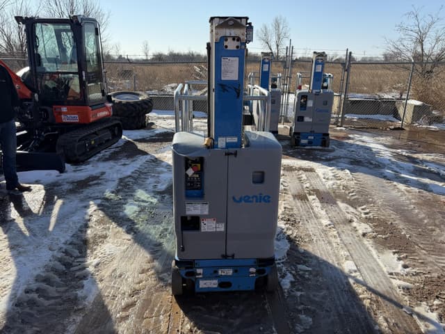 Image of Genie GR-20 equipment image 3