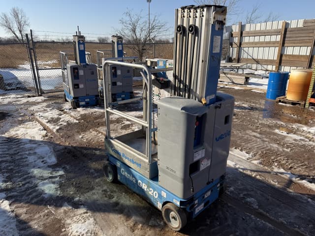 Image of Genie GR-20 equipment image 2