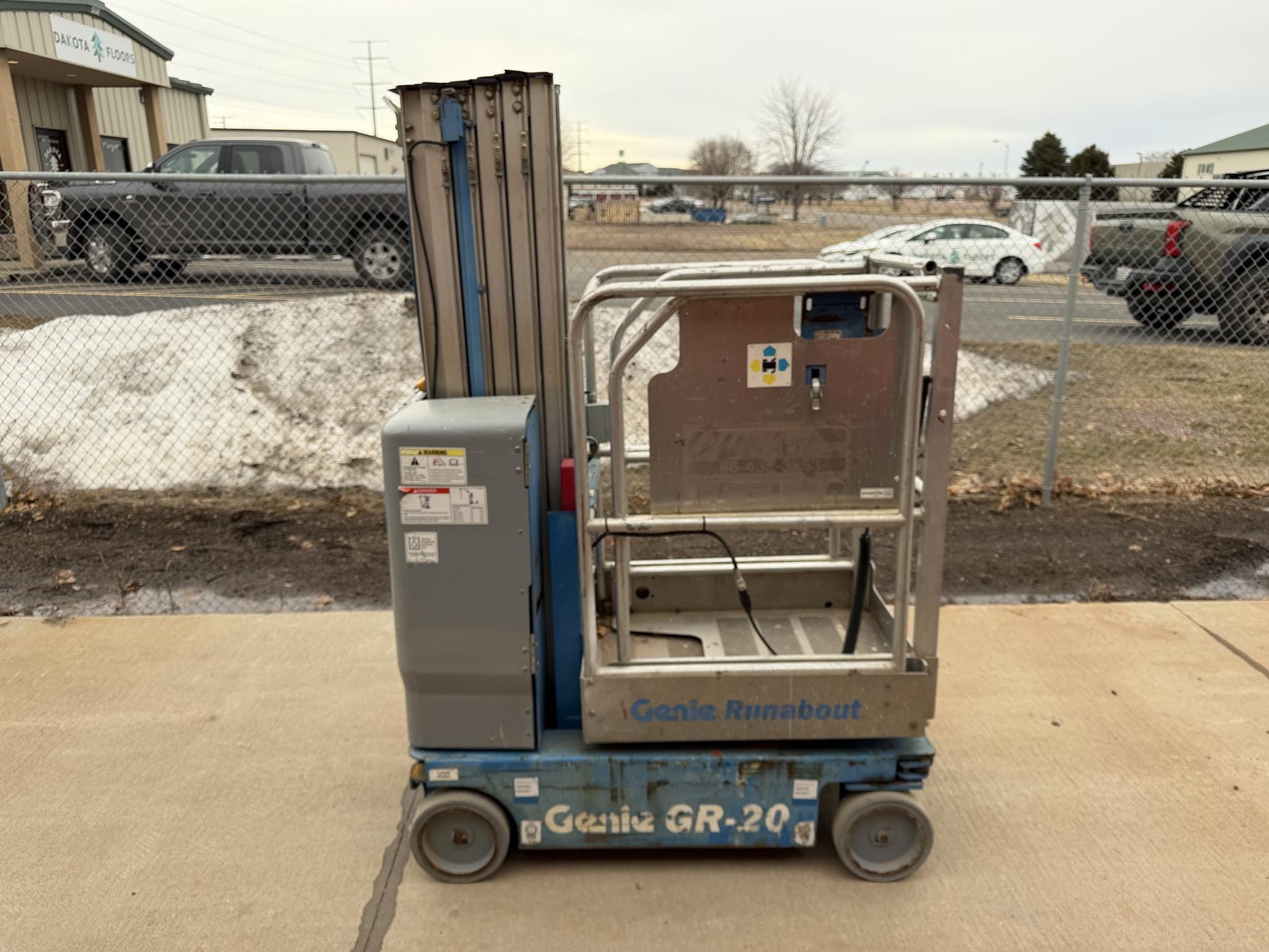 2014 Genie GR-20 Equipment Image0