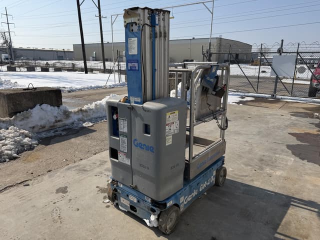 Image of Genie GR-20 equipment image 3