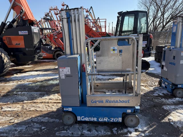 Image of Genie GR-20 equipment image 4