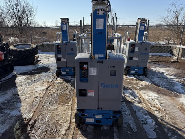 Image of Genie GR-20 equipment image 2